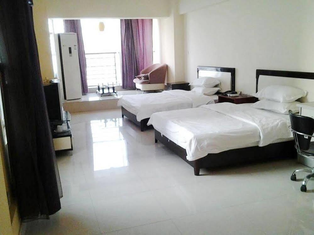 Taohuayuan Apartment Hotel Nanning Bagian luar foto