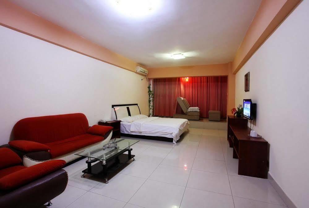 Taohuayuan Apartment Hotel Nanning Bagian luar foto